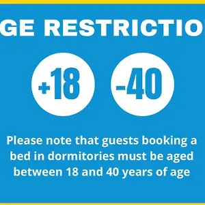  Hostel Melting Pot